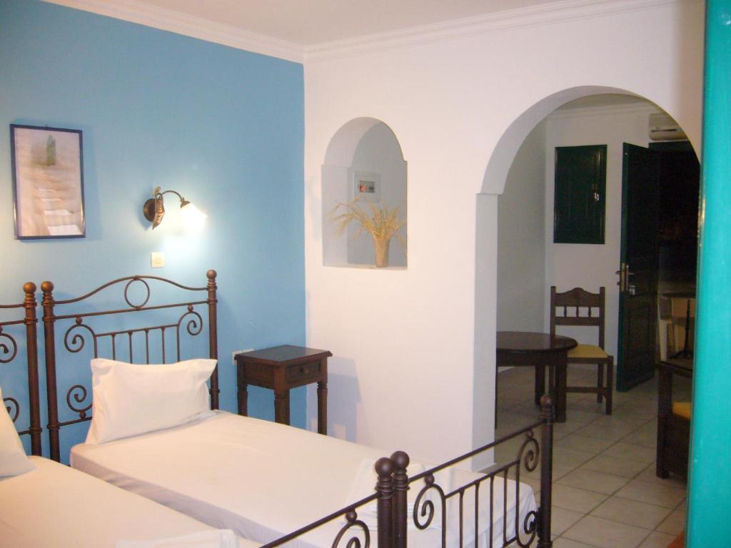 San Efrem Aparthotel Perissa  Room photo